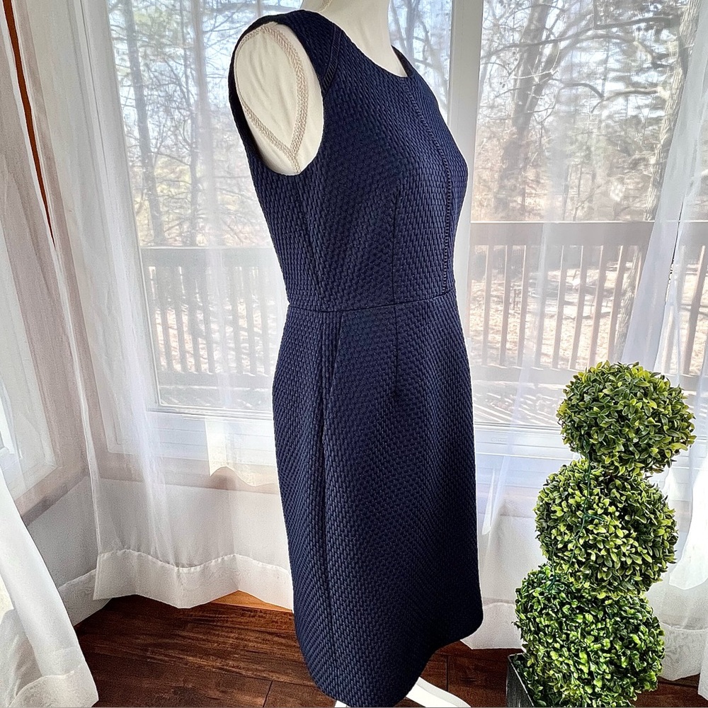 J.CREW Portfolio Dress Navy Blue Textured Sheath Size 6 - Picture 10 of 14